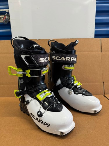 Scarpa maestrale - scarpa, rs